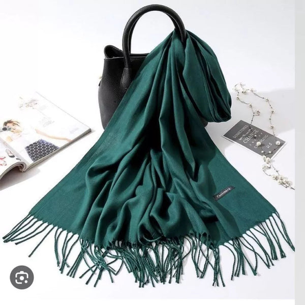 Cachecol Pashmina Unissex Liso 130g com Franjas