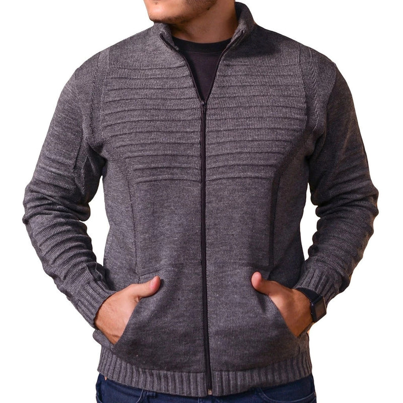 Cardigan Masculino em Tricot com Zíper Frontal e Bolsos