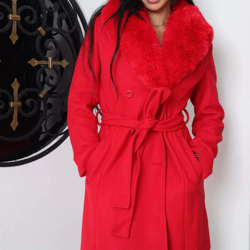 Sobretudo Feminino de Lã Batida com Faixa e Capuz Ajustável